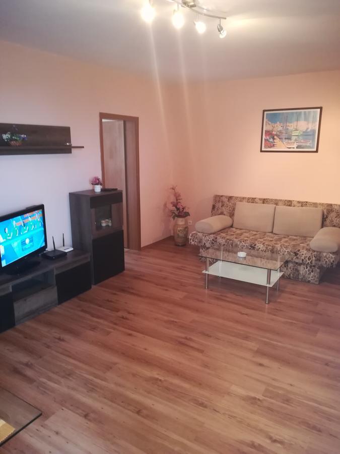 פומורי Apartments Stefi מראה חיצוני תמונה
