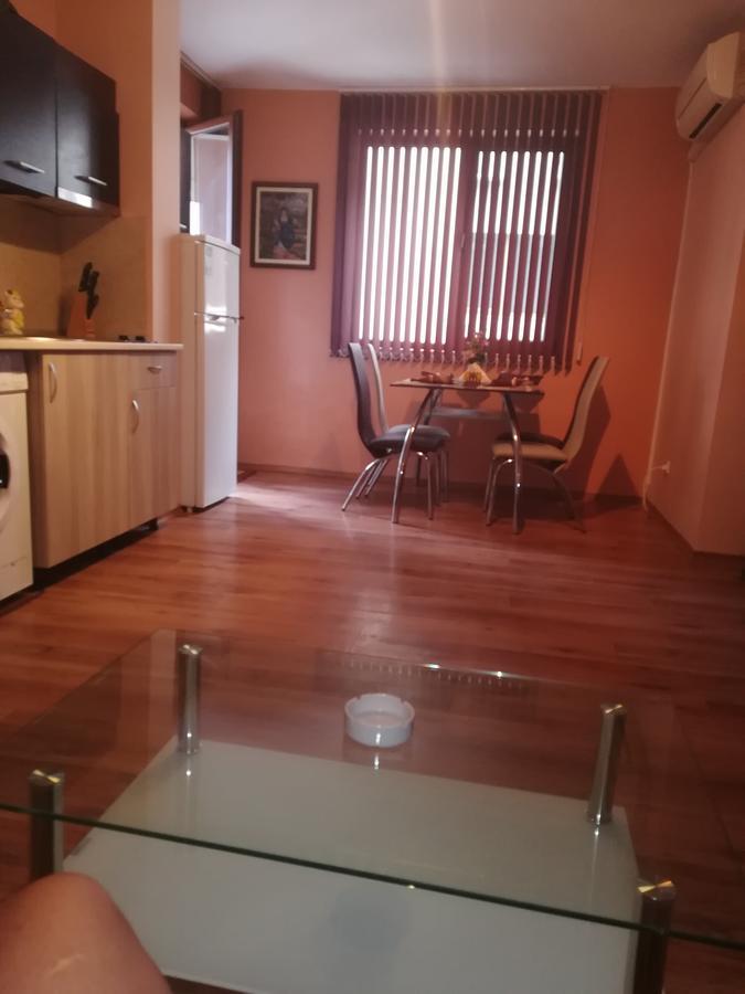 פומורי Apartments Stefi מראה חיצוני תמונה
